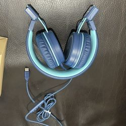Kids Headphones -USB Type C - With LED Lights For School 