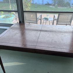 Free Dining Table