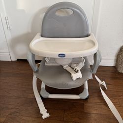 Chicco Booster Seat With Removable Tray