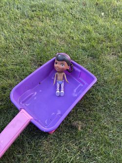 Doc Mcstuffins Doll And Toy Wagon