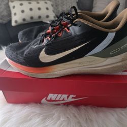 Nike Windflo 09 Size 12 . Good Condition $20