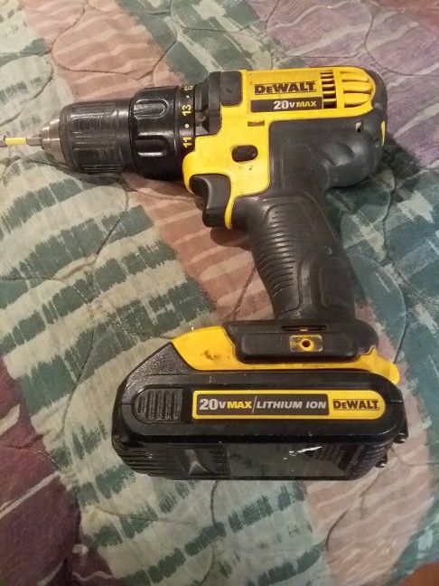 DEWALT DCD780 1/2" DRILL DRIVER CORDLESS