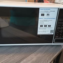 Brand New Microwave 