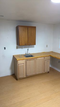 Kitchen counter and cabinet set