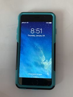 iPhone 6s silver with black/green otter box case