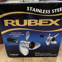 Brand New Stainless Steel Prop 4 Blade ( L)