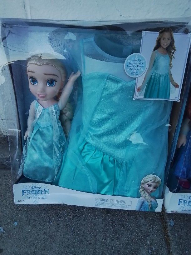 NEW FROZEN DOLLS 