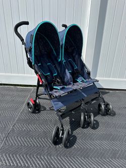 New Double stroller/ side by side stroller