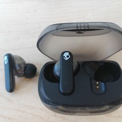 Skull Wireless Headphones