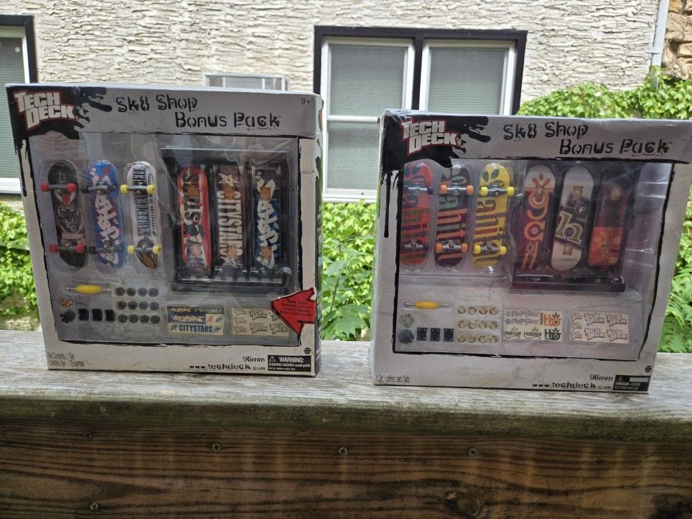 Tech Deck skateboard fingerboard bonus packs