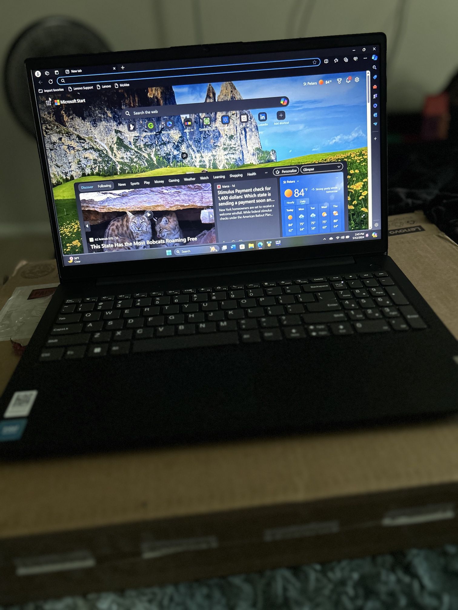 Lenovo Everyday Business Laptop 15.6 Inch 