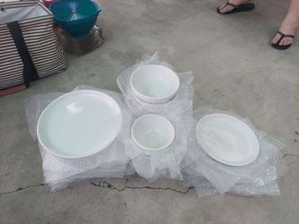 Crate & Barrel Set