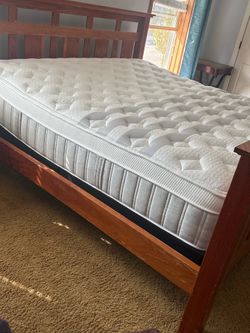 Mattress King Size Brand New Hybrid
