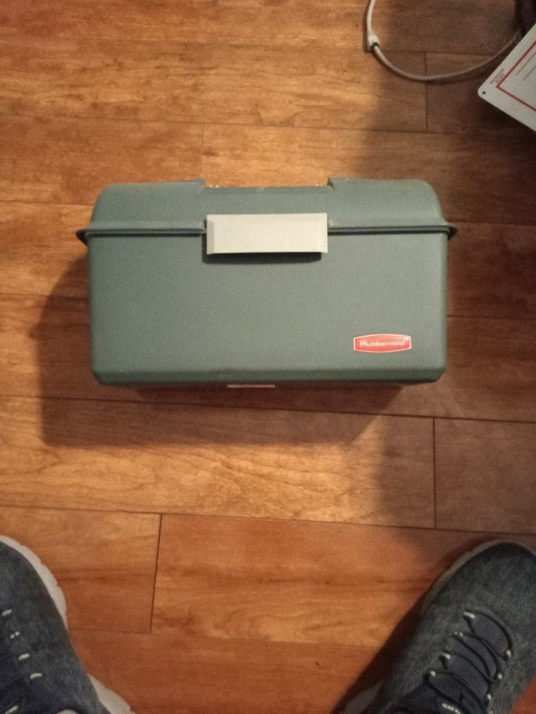 Rubbermaid Lunch Box New Never Used