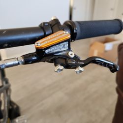 Hope Tech 3 V4 Brakes (SS Braided Lines)