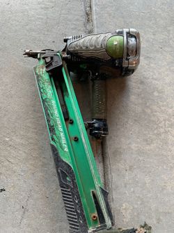 Hitachi Strip Nailer NR 90 AE