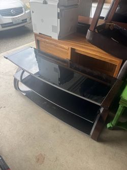 Entertainment center