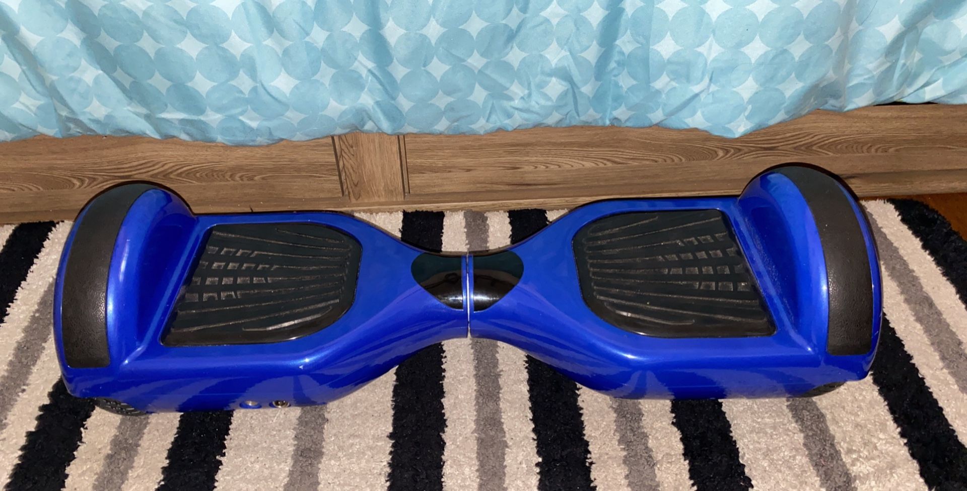 Hoverboard Mint Condition (Check Bio)