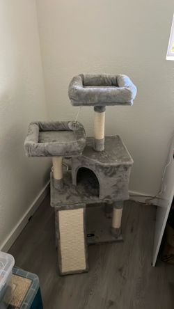 Barely used Cat Tree