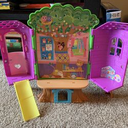 Treehouse for dolls