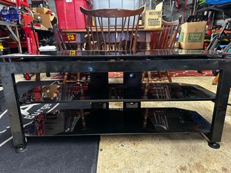 Entertainment center
