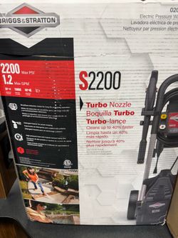 Briggs and Stratton 2200psi pressure washer