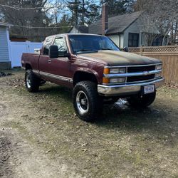 1997 Chevy K2500 5speed 4wd