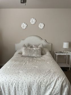 Three Wall Flower  Decor 