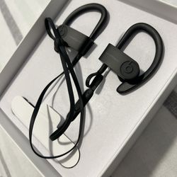 Powerbeats3 -Black wireless headphones