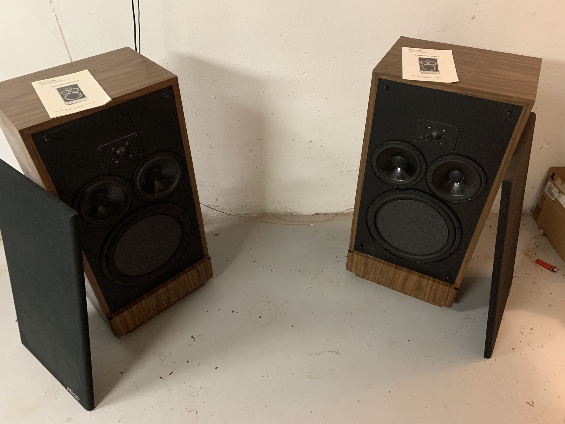 Polk Audio Model 11