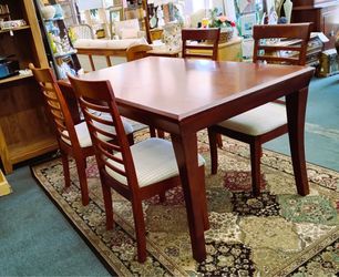 Breakfast table with four chairs