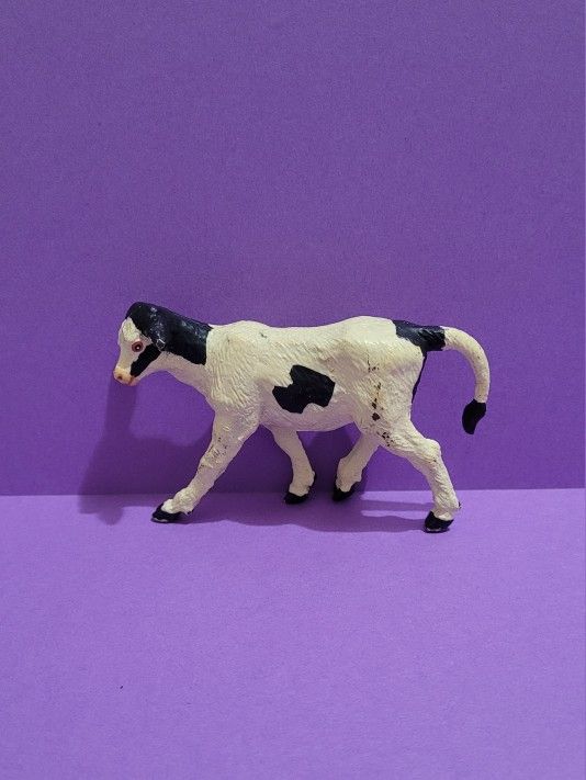 RARE Vintage 1991 Safari Ltd Cow, Calf Farm Animals Figure.