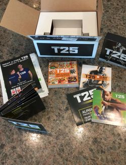 Shaun T Beachbody T25 with Bands NEW