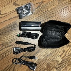 Targus APM62 Universal Power Adapter for Notebooks