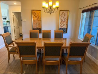 Dining room set excellent condition