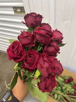Artificial roses