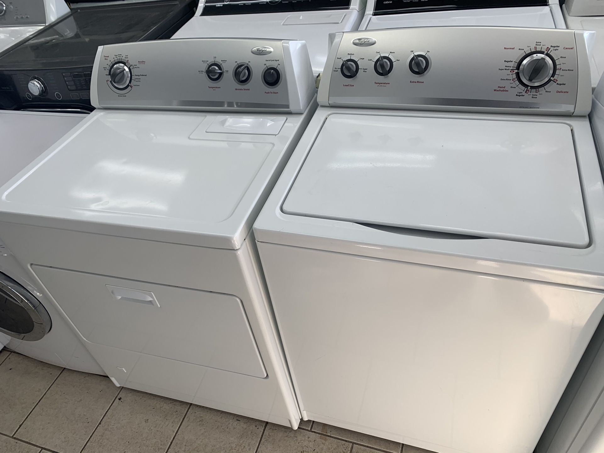 Whirlpool washer dryer set (gas dryer)
