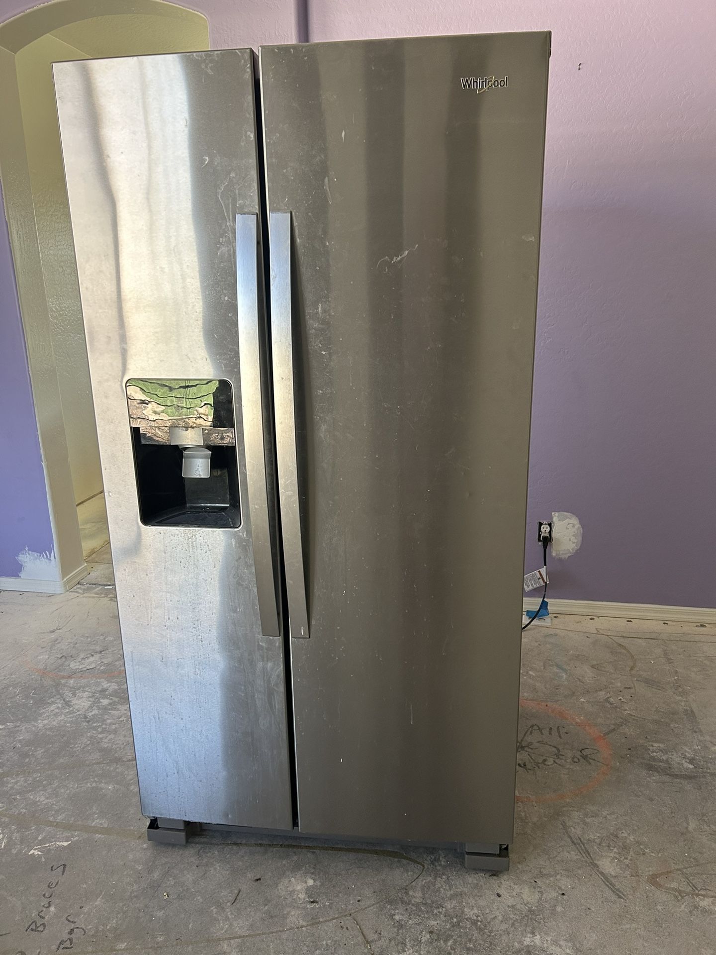 Whirlpool Side By Side Stainless Steel Fridge W Ice And Water Works