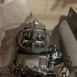 750 double pumper carburetor like new