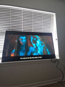LARGE SAMSUNG TV