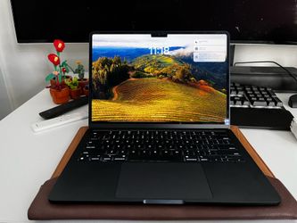Apple MacBook Air M2 2022