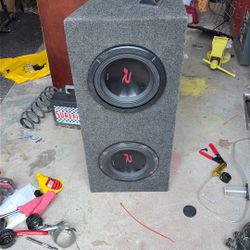 Dual 10” Sealed Enclosure 