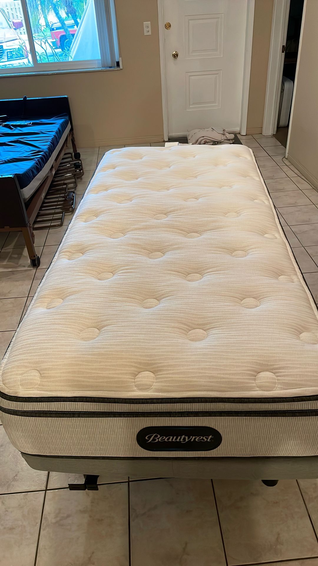 Beautyrest Twin Bed
