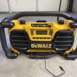 DeWalt DC012 Worksite Charger/Radio/Stereo/Boombox
