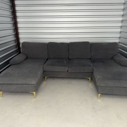 Meridian 3 Piece Sectional 