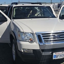 2010 FORD SPORTD TRAC XLT four Door Explorer 