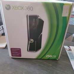 Xbox 360 250 Gb Game System 