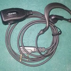 Zkarabc Walkie Talkie Earpiece with Mic & Volume Control Motorola Compatible  Lot Of 7