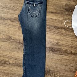 True Religion Size 34