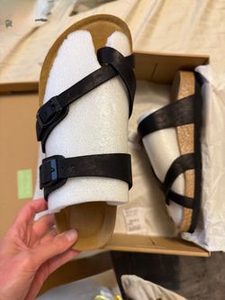 Women’s Sandals
